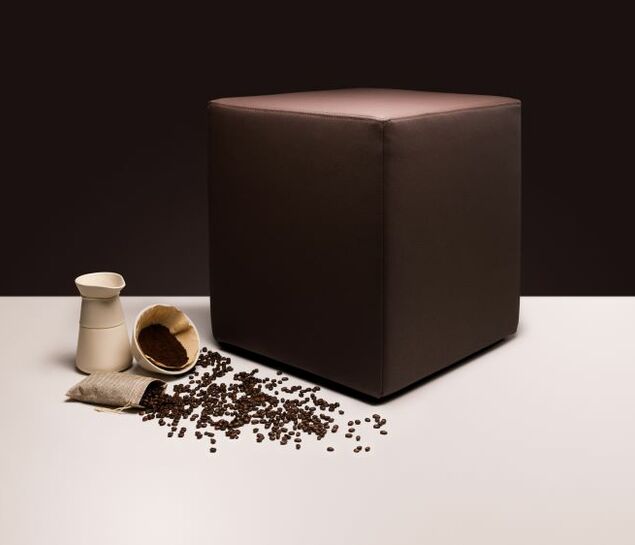 skai® VyP Coffee similicuir fabriqué à partir de marc de café | Winner European Green Award 2023