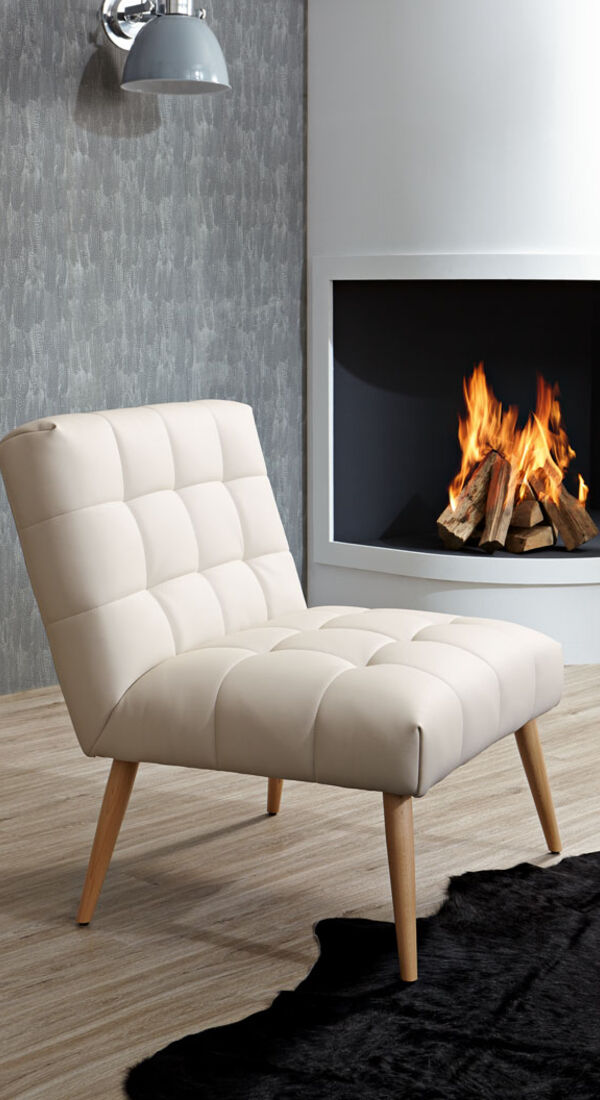 Sitting in Style: skai® Artificial Leather for the Upholstery of Chairs