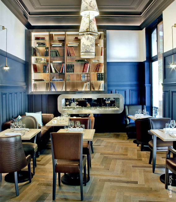 Sitzgelegenheiten bepolstert mit skai Kunstleder im Restaurant Continental Hôtel, Reims 